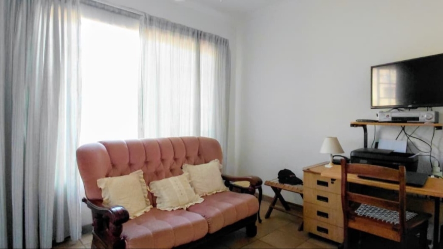 3 Bedroom Property for Sale in Safari Gardens North West